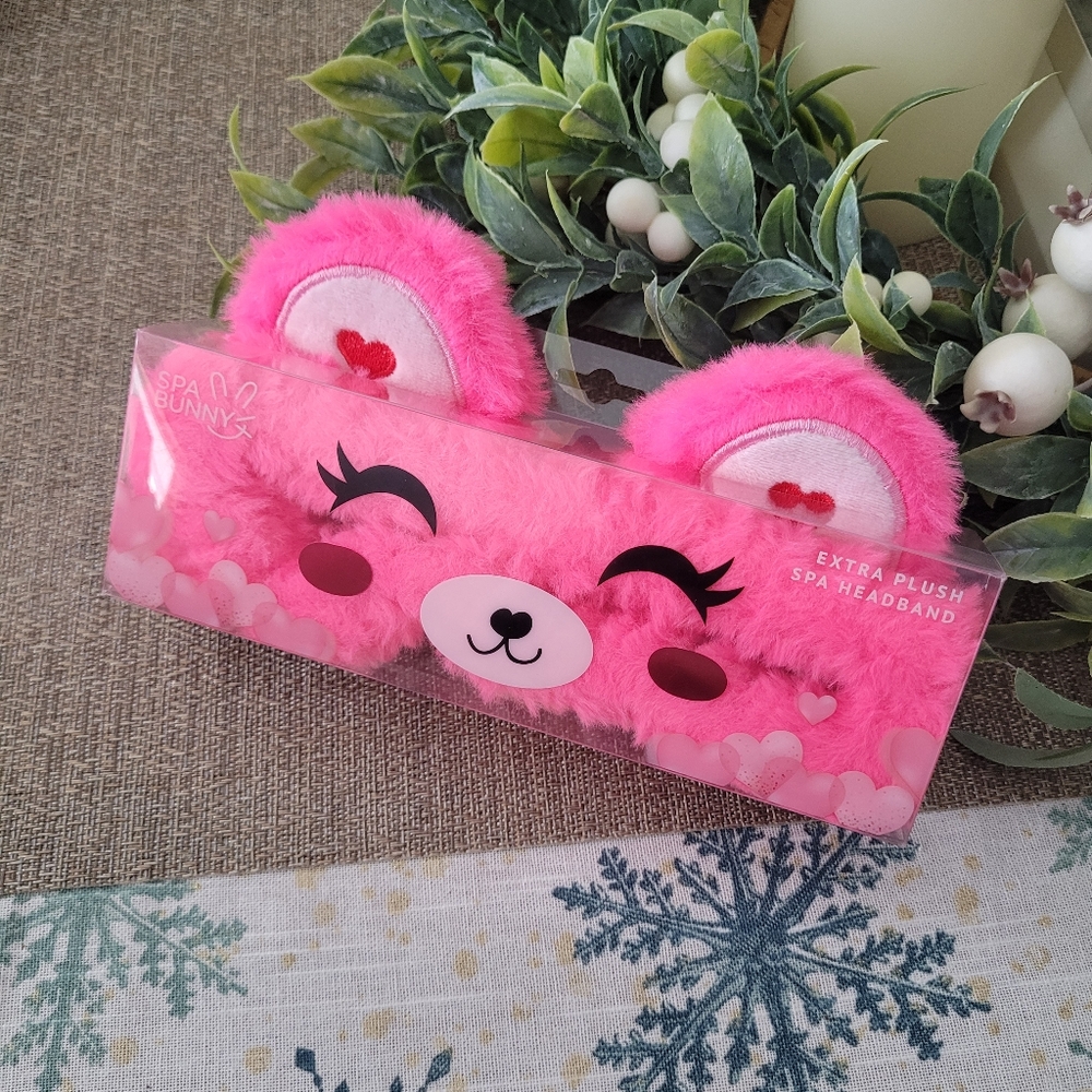 Spa Bunny extra Plush headband, new